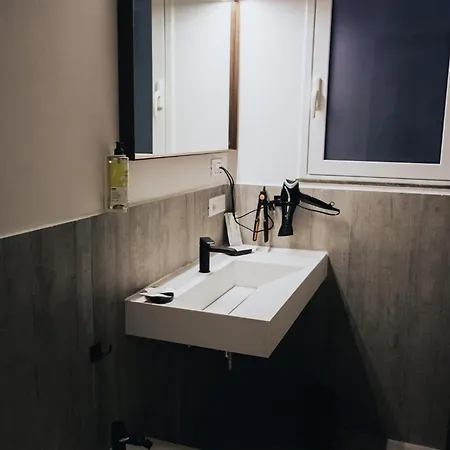 Amori 85 Gasthuis 4*